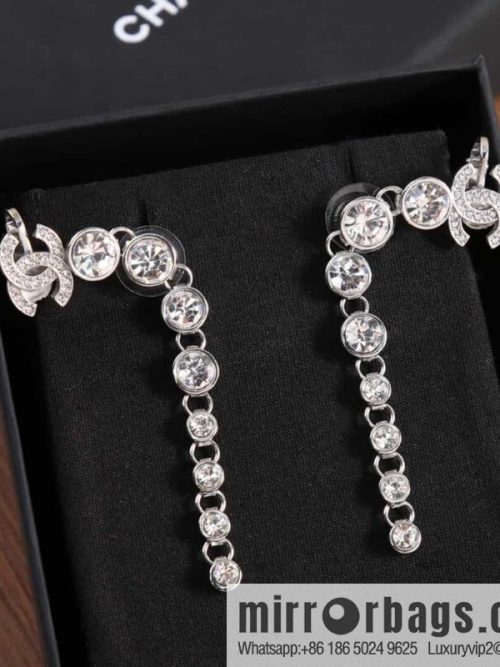 New ☑️ Chanel double c round fringed earclip stud earrings