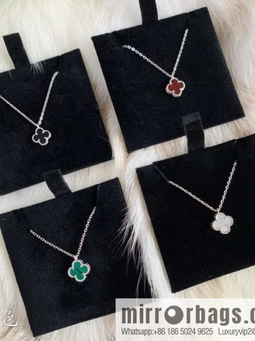 Van Cleef & Arpels Mini Clover Necklace