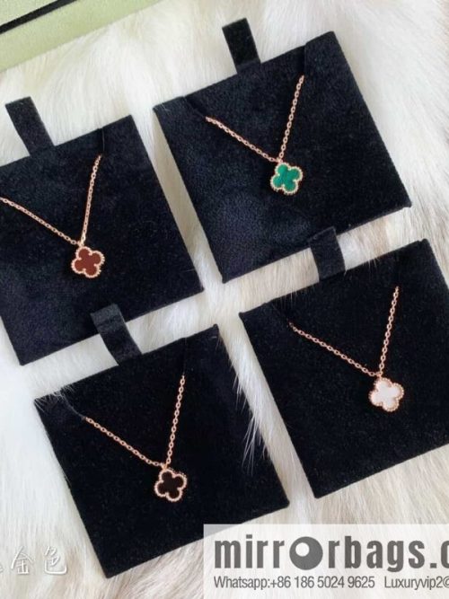 Van Cleef & Arpels Mini Clover Necklace