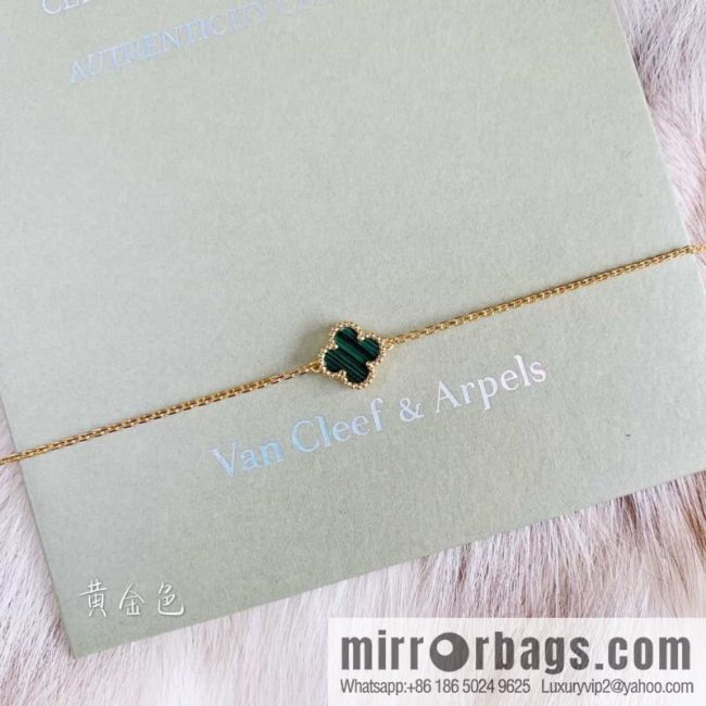 Van Cleef & Arpels Mini Four-Leaf Clover Bracelet - Image 5