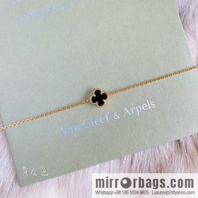 Van Cleef & Arpels Mini Four-Leaf Clover Bracelet - Image 2