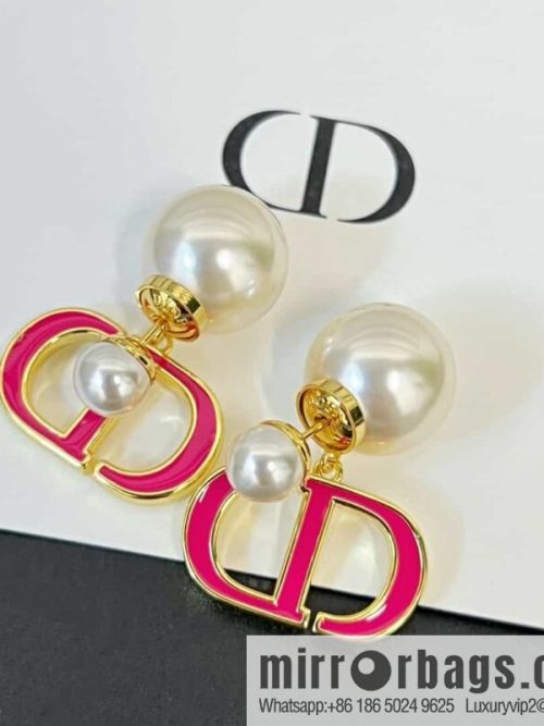 New ☑️ DIOR size pearl CD stud earrings