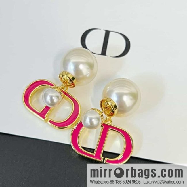 New ☑️ DIOR size pearl CD stud earrings