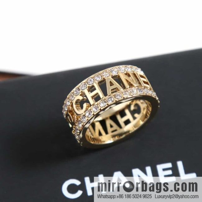 New ☑️ CHANEL Chanel hollowed-out letter full diamond ring