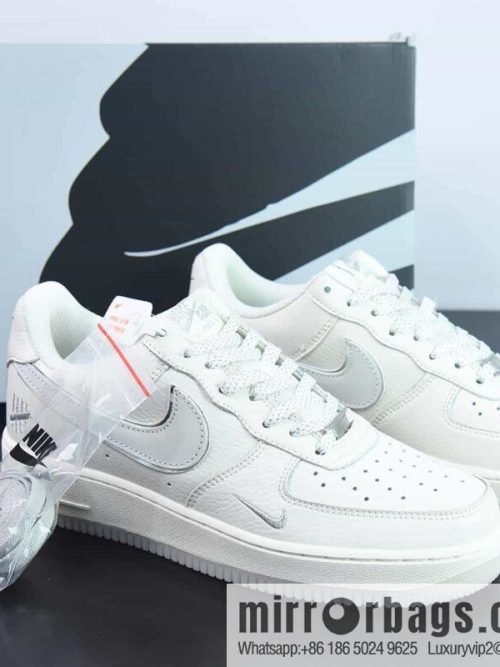 Nike Air Force 1 \'07 Low \"Beige/Sliver\" Air Force One \"leather (fabric) meter silver five bars\" low-top sneakers item number: BS9055-730