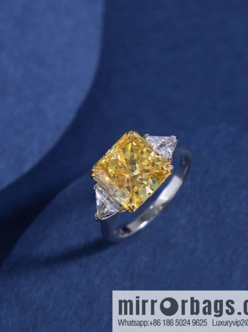 HARRY WINSTON HW, square yellow diamond ring, diamond ring