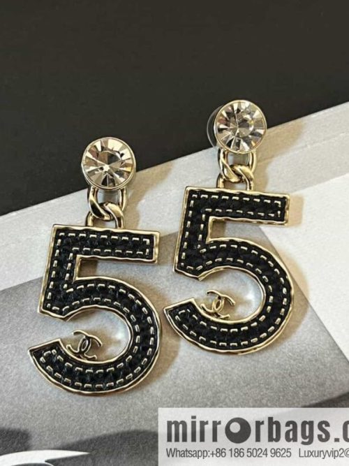 New ☑️ CHANEL CHANEL c2 double c black leather 5 word five stud earrings