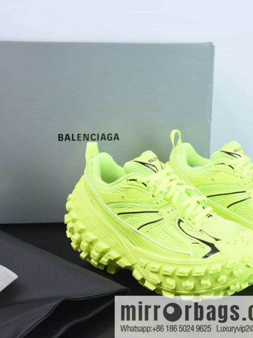 Balenciaga, Tire BALENCIAGA Defender Rubber Platform Sneakers Series Low Top