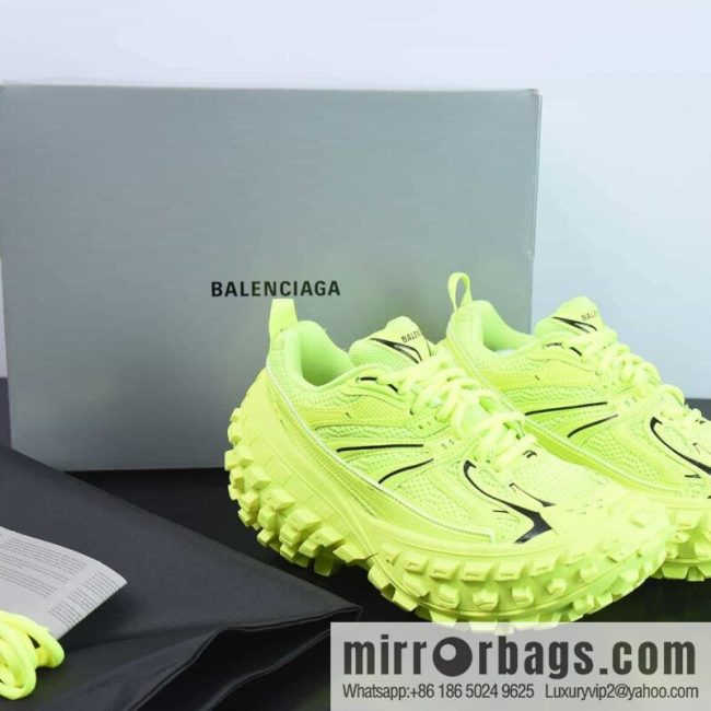 Balenciaga, Tire BALENCIAGA Defender Rubber Platform Sneakers Series Low Top