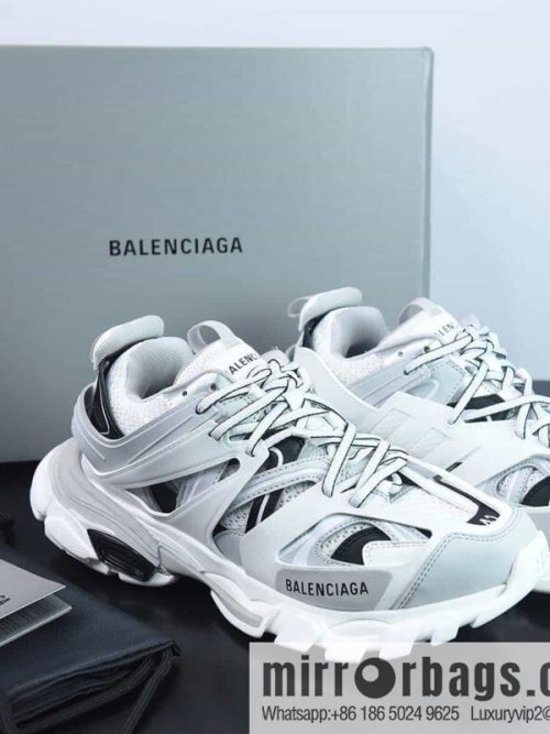 Balenciaga BALENCIAGA Track LED Trainers 3.0 generation Vintage wild running dad trend versatile jogging shoes \"beige gray black\" 555032 W3AD6 1258