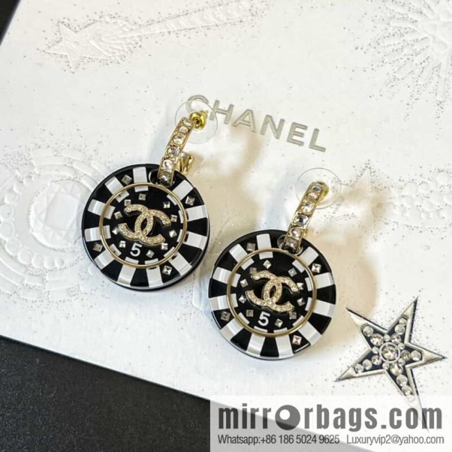 New ☑️ Chanel c2 double c round stud earrings