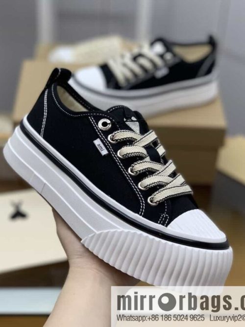 AMI new women\'s lace-up low-top thick-soled muffin shoes