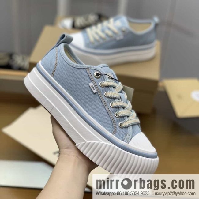 AMI new women\'s lace-up low-top thick-soled muffin shoes