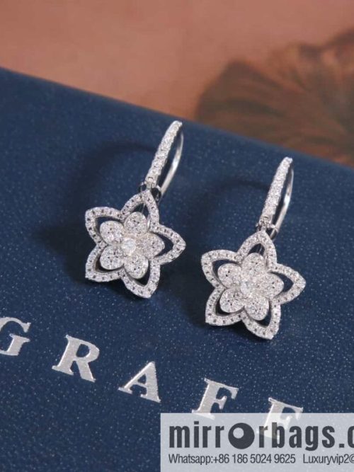 GRAFF Wild Flover Flower Diamond Earrings