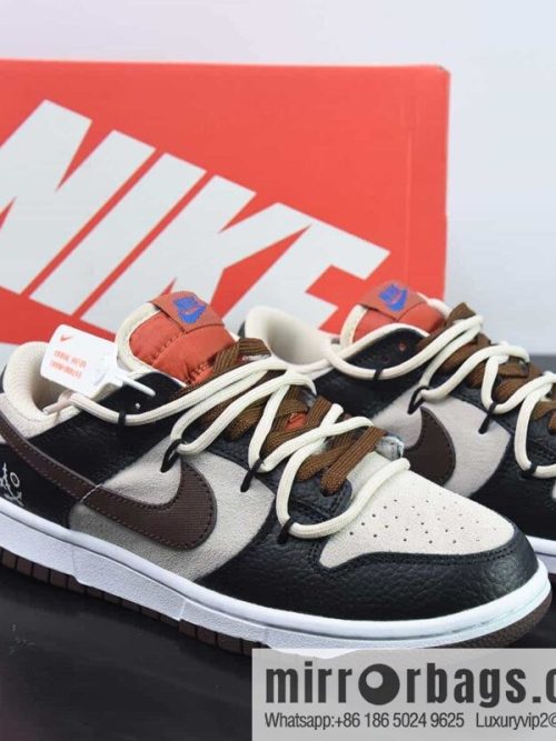 Nike Dunk Low SB low-top skate shoes/gray-black suede, straps, custom version