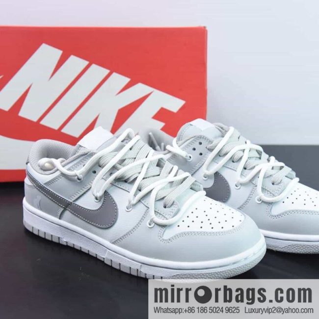Nike Dunk Low SB low-top skate shoes/white gray, straps, customized version