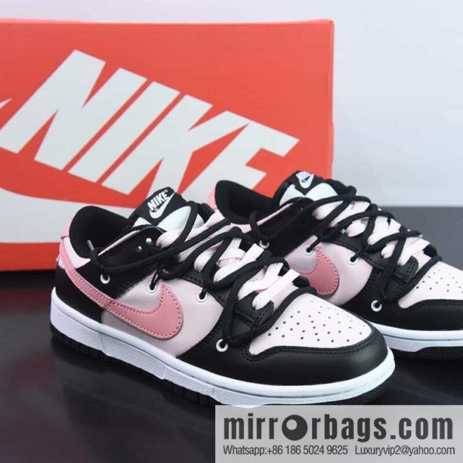Nike Dunk Low SB low-top skate shoes/white and black powder, straps, customized version