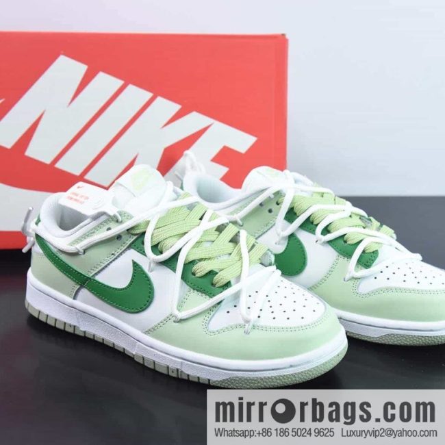 Nike Dunk Low SB low-top skate shoes/white and light green, customized version