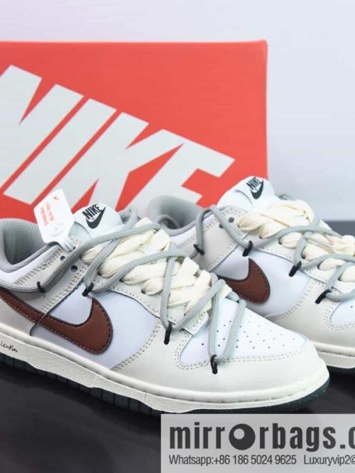 Nike Dunk Low SB low-top skate shoes/beige graffiti, custom version