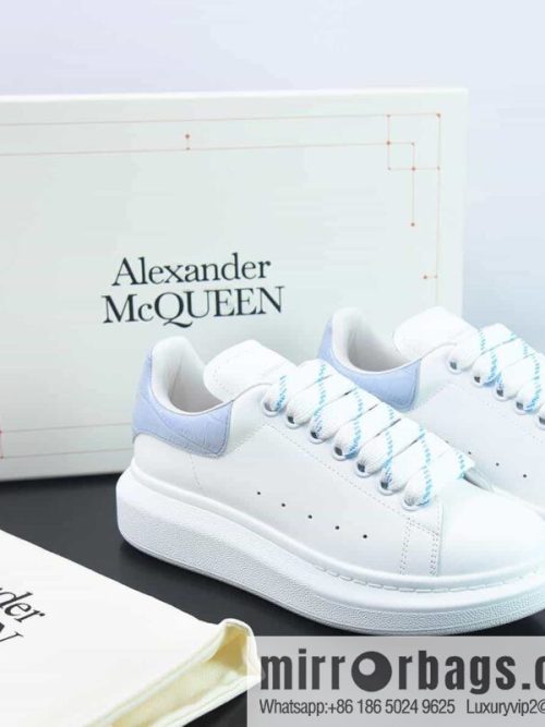 Alexander McQueen/Alexander McQueen, white shoes with thick soles