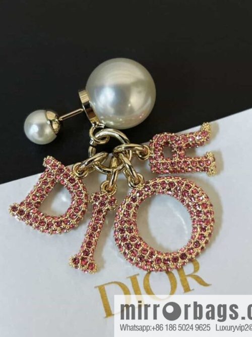 New ☑️ DIOR Dior size pearl pink drilled full diamond stud earrings