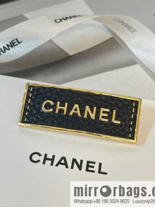 New ☑️ Chanel Double C Black Leather Letter Brooch