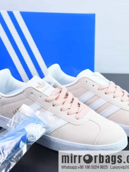 Adidas Originals Gazelle lightweight low-top Vintage versatile casual sports shoes, clover, gold character GAZELLE Item number: BB5472