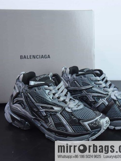 Balenciaga/Balenciaga 7.0 Vintage Daddy Shoes