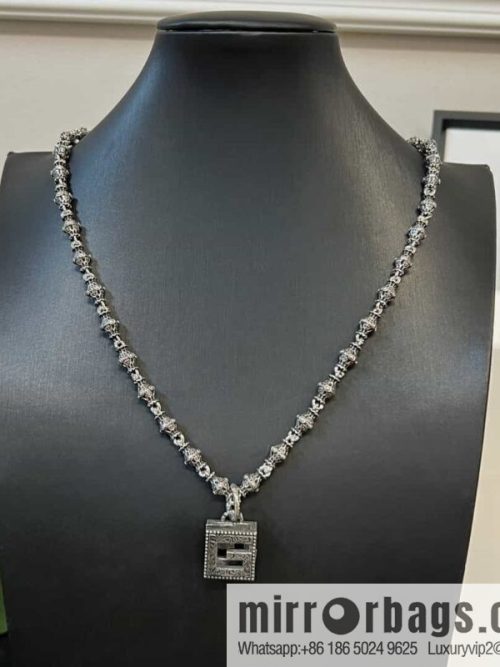 New Gucci Gucci Hollow G Letter Necklace