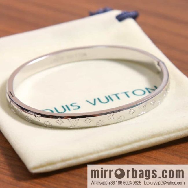 Louis Vuitton Louis Vuitton Medieval Old Flower Glossy Bracelet Bracelet - Image 3