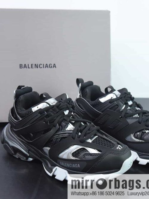 Balenciaga 3.0 third-generation outdoor concept shoes