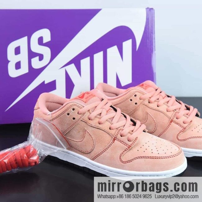 Nike SB Dunk Low \"Pink Pig\" low-top sneakers item number: CV1655-600