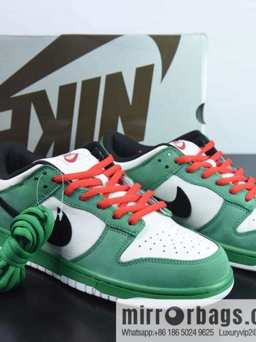 Nike Dunk Low PRO Se white and green low-top sneakers Heineken, joint model, item number: 304292 302