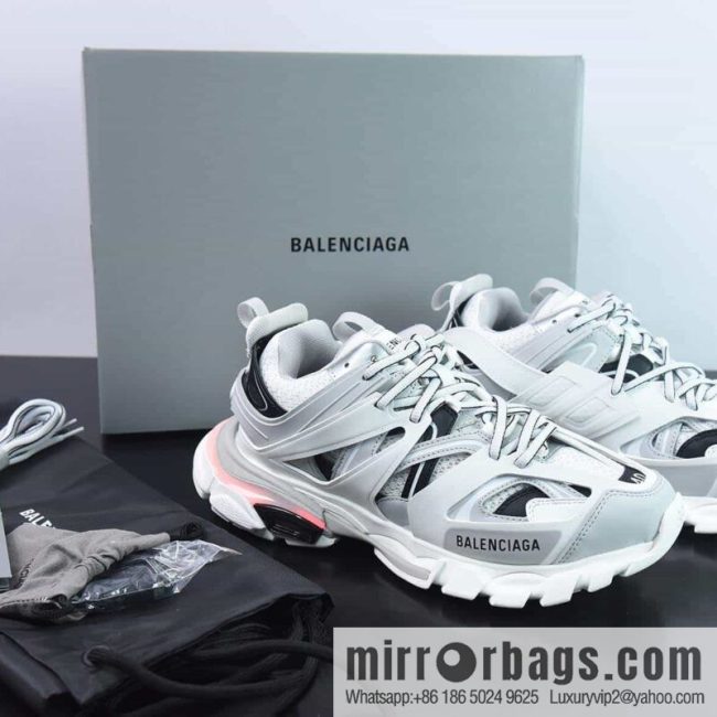 Balenciaga Balenciaga 3.0 Low Top Daddy Shoes 3.0 White Black Grey with Light
