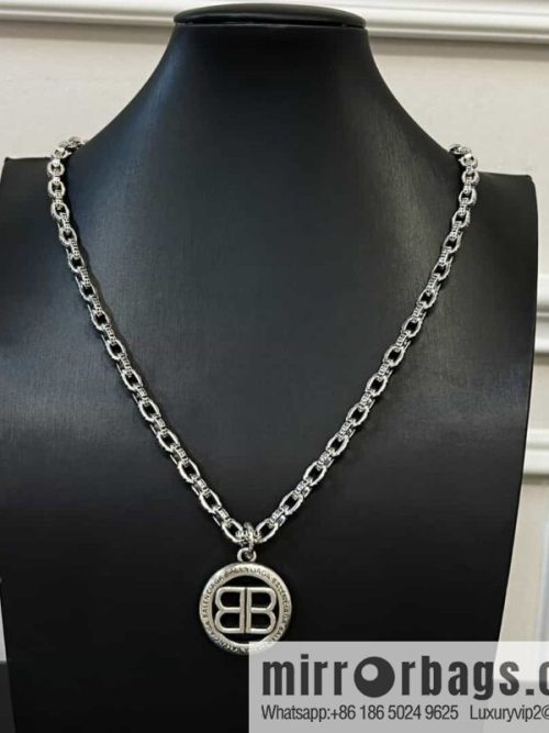 New Balenciaga BALENCIAGA round hollow letter necklace