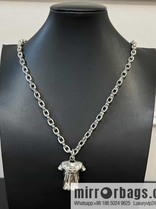 New Balenciaga BALENCIAGA clothes top necklace