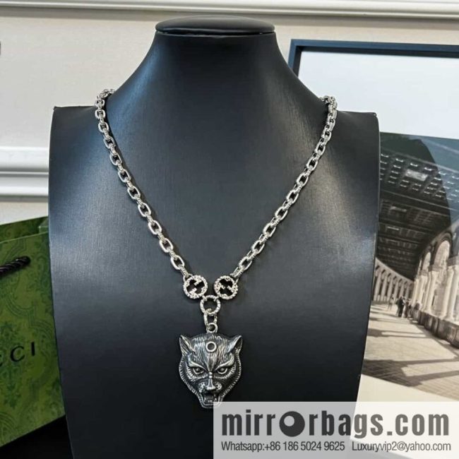 New Gucci gucci tiger head necklace