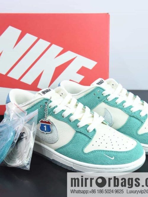 NK Dunk Low \"80s Bus\" Korea limited, Hyunya same 80s bus, low-top sports and leisure skate shoes Item number: CZ6501-101