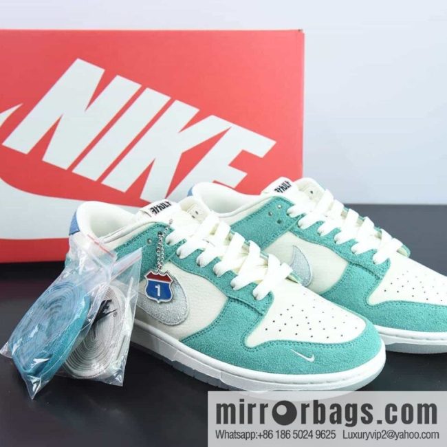 NK Dunk Low \"80s Bus\" Korea limited, Hyunya same 80s bus, low-top sports and leisure skate shoes Item number: CZ6501-101