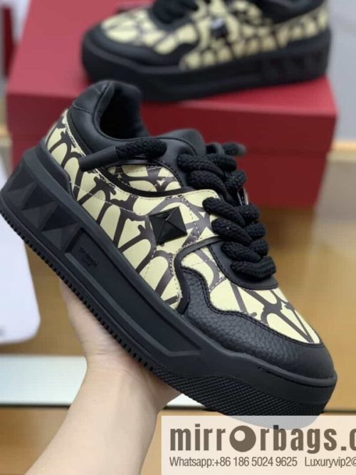 Ferragamo in sheepskin semi-matte His & Hers low-top sneakers