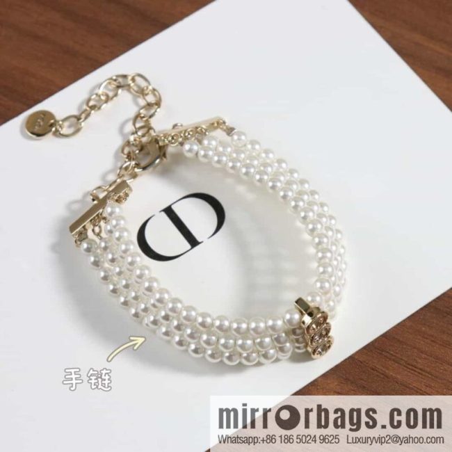 New ☑️ DIOR Dior 4-layer pearl necklace, bracelet - Image 3