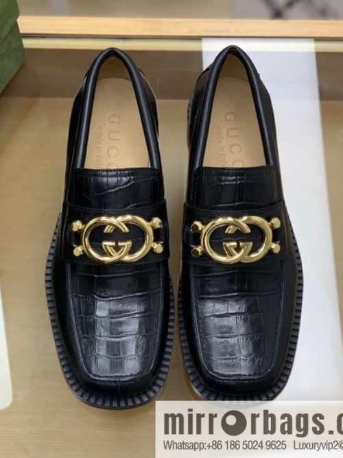Gucci Gucci uses black smooth cow leather (fabric) carefully made men\'s loafers