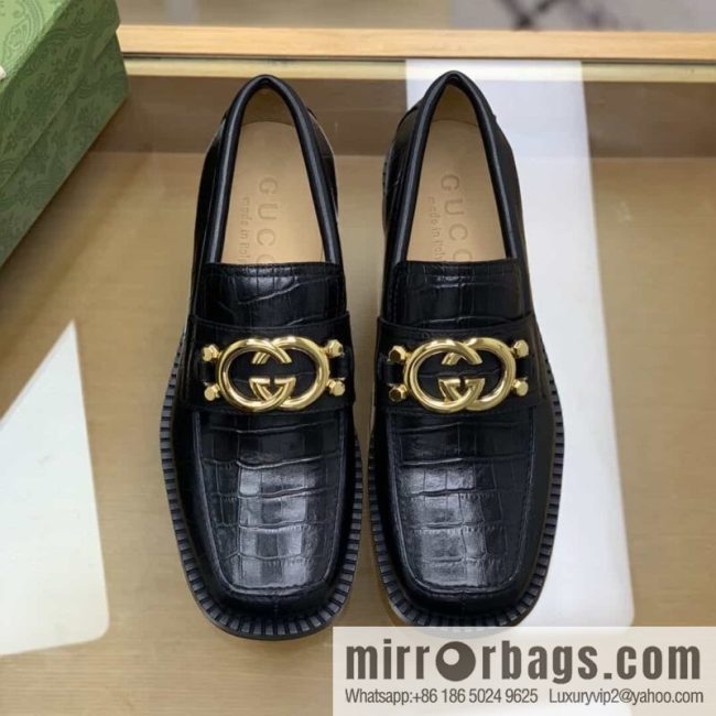Gucci Gucci uses black smooth cow leather (fabric) carefully made men\'s loafers