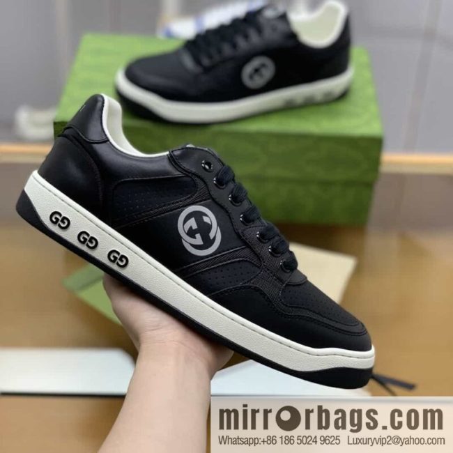 Gucci Gucci uses color matching leather and integrates iconic elements into men\'s casual shoes