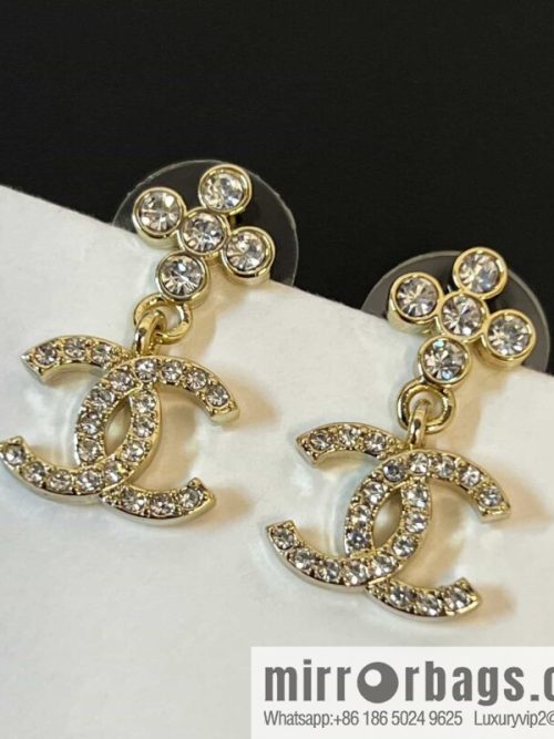 New ☑️ chanel c2 double c gold flower stud earrings