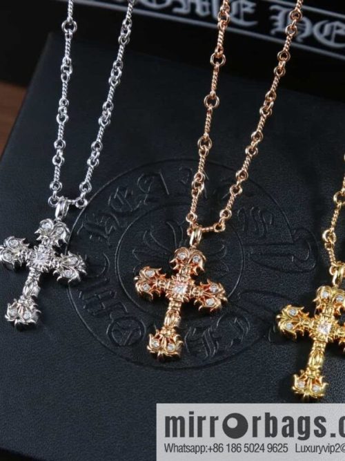 New Croxin Cross Flame Necklace