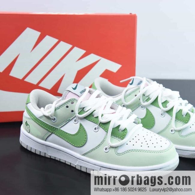 NK Dunk Low Deconstruction, Milk Strawberry, Gray White Blue Low Top Sneakers Item Number: FD1232-002