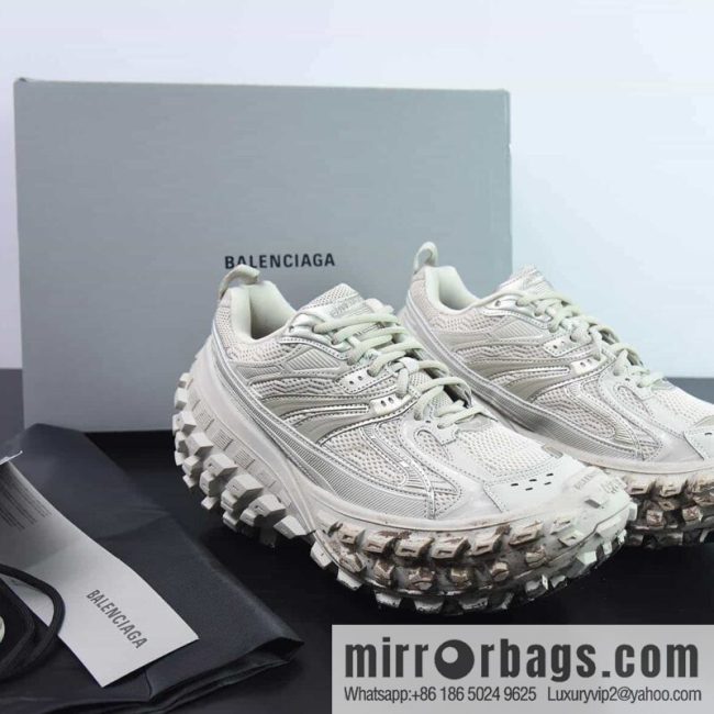 BALENCIAGA Defender Rubber Platform Sneakers Defender Series Low Tank Balenciaga Tire Old, Dirty Shoes