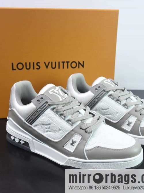 LV/Louis Vuitton LV Trainer sneakers