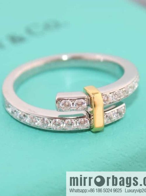 New ☑️ Tiffany & Co. Tiffany Edge Series Color Separation Ring